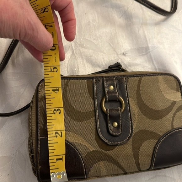 Adorable crossbody wallet / phone bag. - Picture 7 of 7